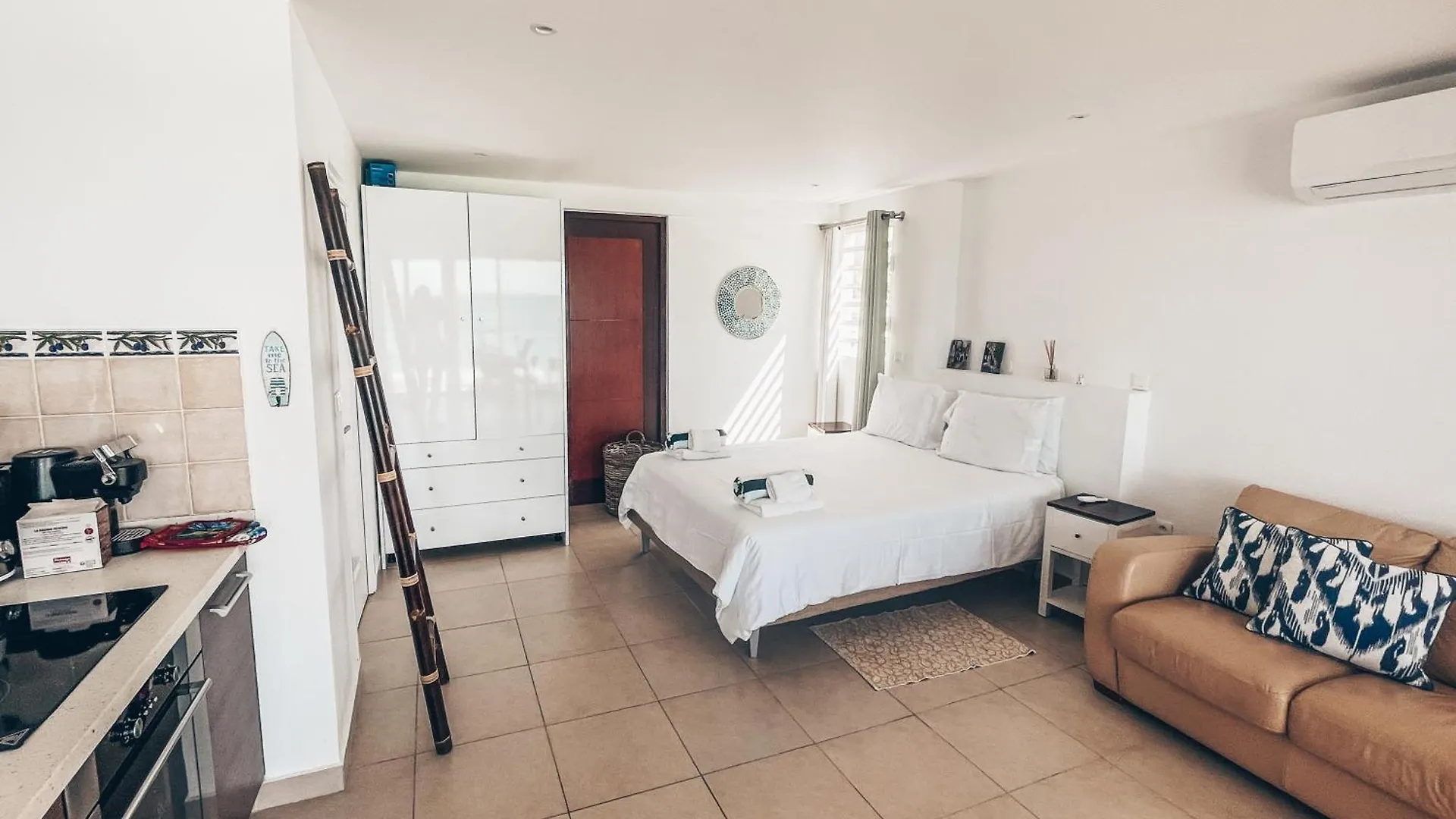 Joliebeachsxm Grand Case